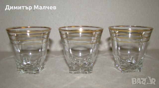 Лот 3 стари стъклени ракиени чашки за ракия, златни кантове, отлични, снимка 4 - Чаши - 45983919