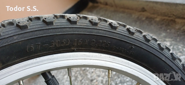 Детско колело с предпазни колелца, снимка 4 - Велосипеди - 53493401