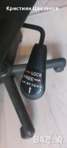 Офис стол, снимка 5 - Столове за офис - 52640183