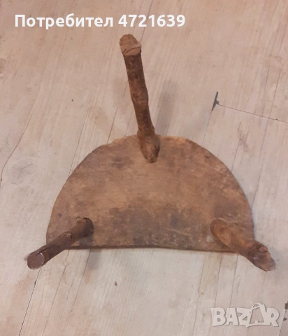 Столче трикрако автентично, снимка 10 - Антикварни и старинни предмети - 53259603