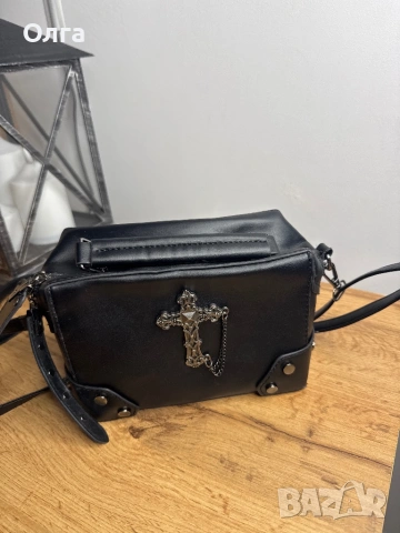 чантата е нова, снимка 2 - Чанти - 53771195