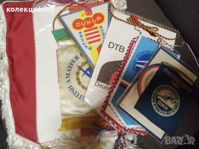 ЕДИНАДЕСЕТ СПОРТНИ ФЛАГЧЕТА ОТ РАЗЛИЧНИ ДЪРЖАВИ