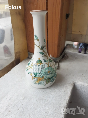 Порцеланова вазичка Staffordshire England порцелан