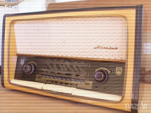 Старо колекционерско българско лампово радио., снимка 2 - Антикварни и старинни предмети - 51555008