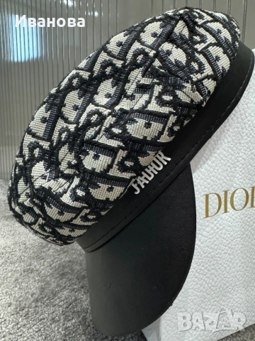 Дамска шапка тип каскет, снимка 2 - Шапки - 53416636