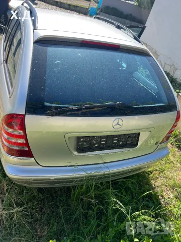 Mercedes c320 4-матик бензин НА ЧАСТИ, снимка 12 - Автомобили и джипове - 50201181