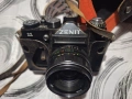 Два Ретро фотоапарата Zenit11 и Practica, снимка 1