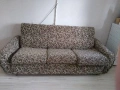 Продавам холов разтегателен диван с два фотьойла и две табуретки , снимка 5