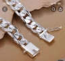 Чисто нова Европейска и американска мода Senior Sense Color Chain Design Гривна , снимка 2