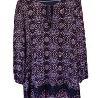 Дамска блуза с подплата и абстрактна щампа Bershka, 77х49 см, M, снимка 1 - Блузи с дълъг ръкав и пуловери - 45480747