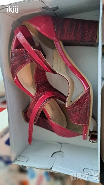 Продавам Официлни дамски сандали, снимка 1