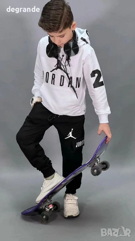 Спортен Комплект за Момче Jordan   Бяло 6  8 г.  Сиво  6  г., снимка 1