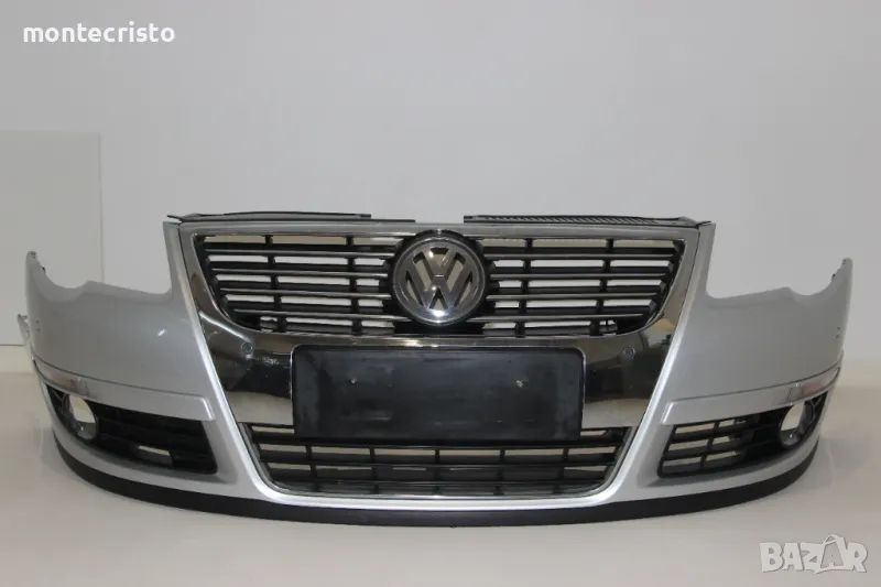 Предна броня VW Passat B6 (2005-2011г.) 3C0807217FGRU с отвори за парктроник, снимка 1