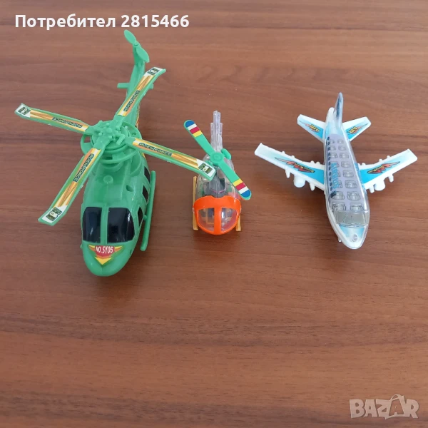 два въртолетa и самолет, снимка 1