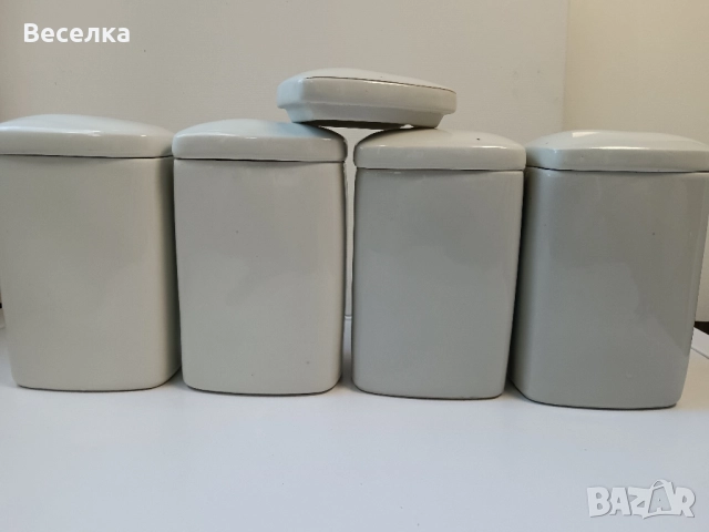 Порцеланови буркани за подправки , снимка 9 - Антикварни и старинни предмети - 52424404