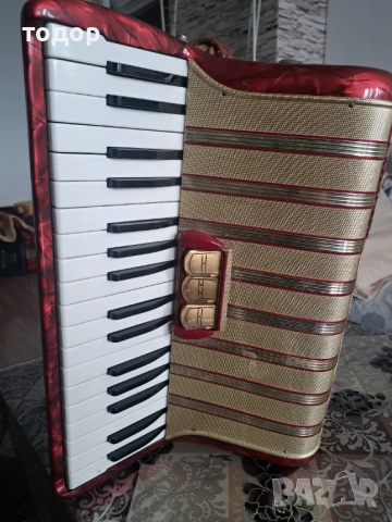 Хонер Концерто2 . 72 баса, снимка 3 - Акордеони - 52825304
