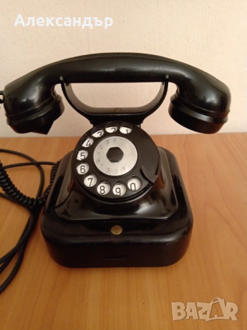 Ретро телефон