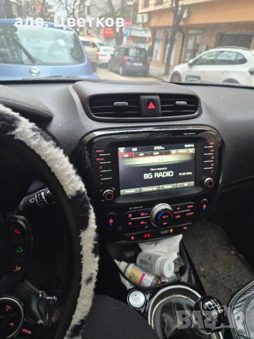 КИА СОЛУ, снимка 9 - Автомобили и джипове - 53412657