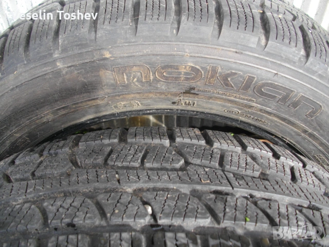 4бр.Нокиан 215/60/17, снимка 3 - Гуми и джанти - 53631987
