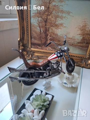 Винтидж декоративен мотор – духът на свободата🏍, снимка 4 - Декорация за дома - 51450148