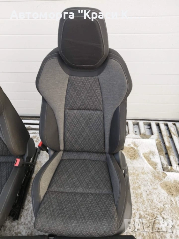 предни и задни седалки за Шкода KAROQ 2024г текстил подгрев на целия салон, снимка 2 - Части - 53124319