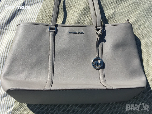 Michael Kors Jet Set кожена чанта, снимка 2 - Чанти - 52074151