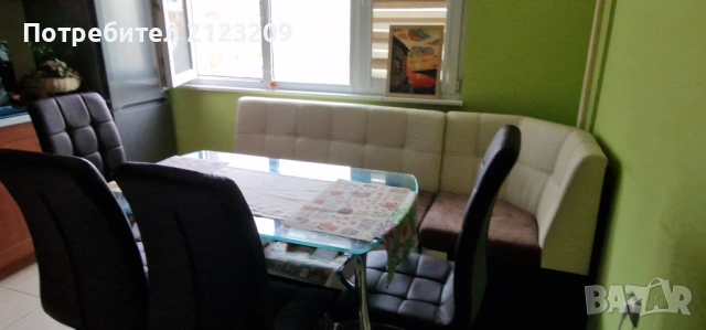 Стъклена трапезна маса, снимка 2 - Маси - 53937209