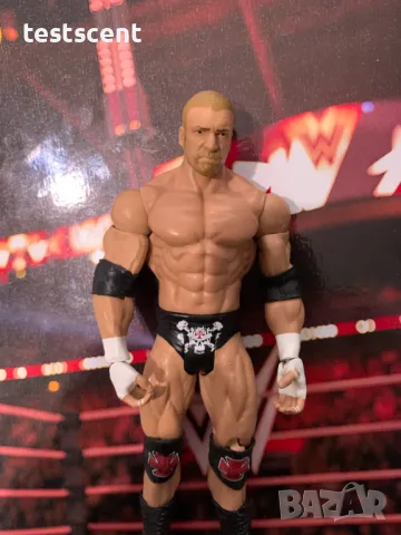 Екшън фигура WWE Triple H Трите Хикса Mattel basic Series играчка figure long hair, снимка 7 - Колекции - 48507242