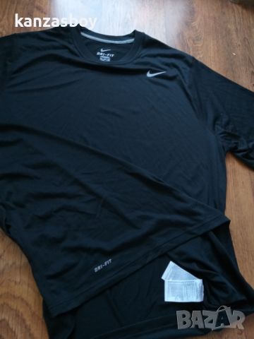 Nike Legend Poly Tee - страхотна мъжка тениска 2ХЛ КАТО НОВА, снимка 7 - Тениски - 45270744