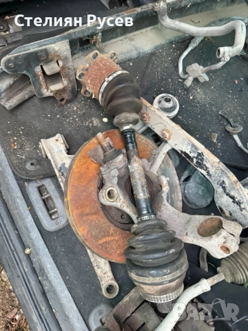 лява  полуоска с карета  за VW Sharan 2.8i 204кс VR6 2002г - цена 120 лв или 61,36 евро   не е бил 4