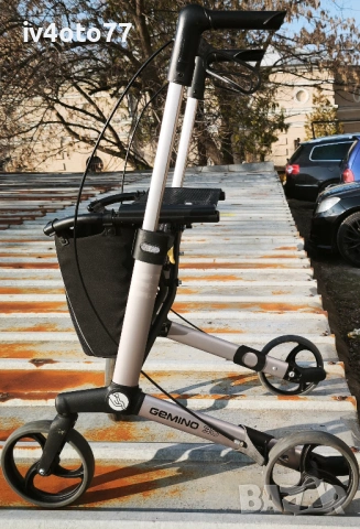 Сгъваема Професионална Проходилка Gemino 30 за възрастни и болни хора, снимка 6 - Инвалидни колички - 53667573