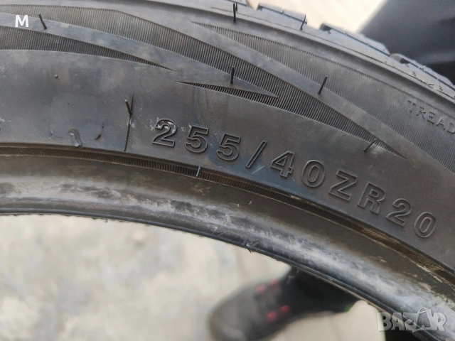 255/40/20, снимка 2 - Гуми и джанти - 53991160