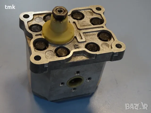 Хидравлична помпа Sandstrand TAP 22-90/44 DCO 02/8G Hydraulic gear pump, снимка 8 - Резервни части за машини - 49771749