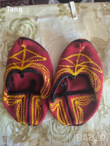 Родопски терлици (НОВИ), снимка 4 - Олекотени завивки и одеяла - 50768819