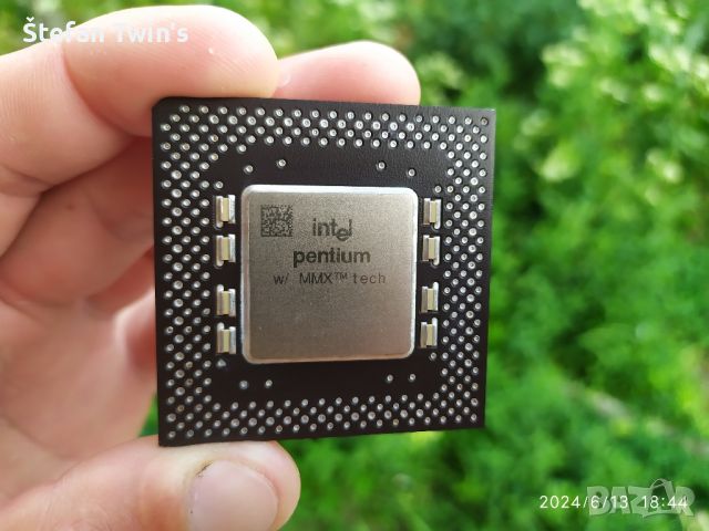 ✅ Intel® Pentium® w/MMX™ 200MHz/66MHz/CPU/Socket 7 (PGA321), снимка 2 - Процесори - 46280479