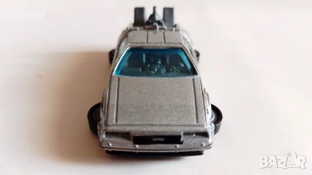 Hot Wheels DeLorean DMC 12 From Back To The Future, снимка 7 - Колекции - 47225854