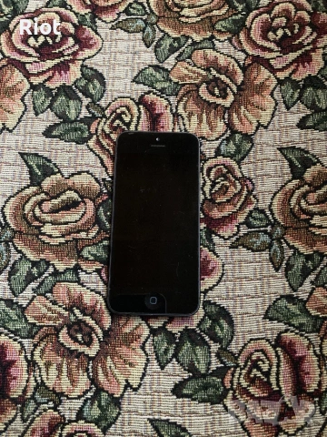 Продавам iPhone 5 , снимка 2 - Apple iPhone - 53696006