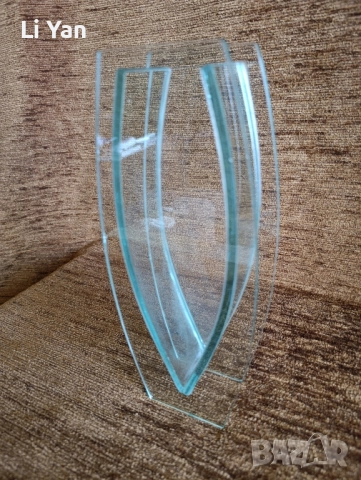 Стилна стъклена ваза., снимка 2 - Декорация за дома - 52426637