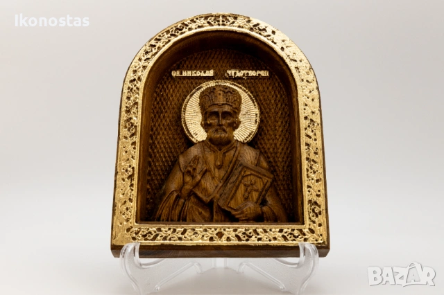 Свети Николай Чудотворец – релефна икона от дъб с позлата, снимка 4 - Икони - 53223857