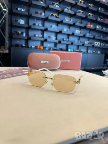 очила с калъф miu miu