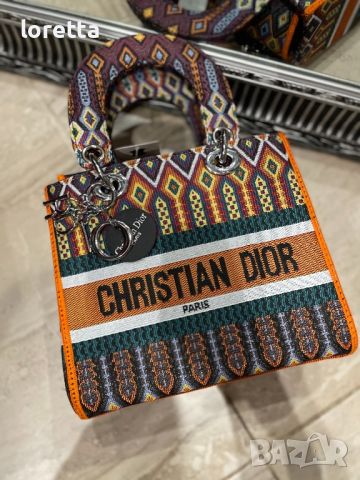 Christian Dior , снимка 1 - Чанти - 46739035