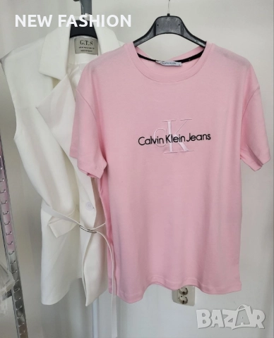 Разпродажба ✨ Дамска Памучна Тениска ✨ Calvin Klein 