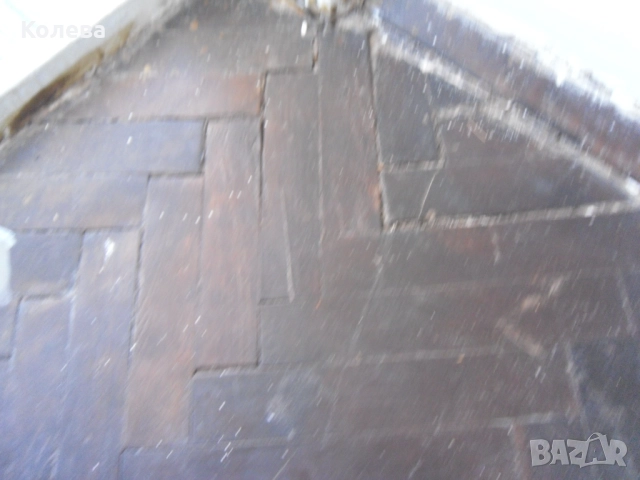 естествен паркет , летви 5/5  от греди и летви  и парчета OSB-1,8