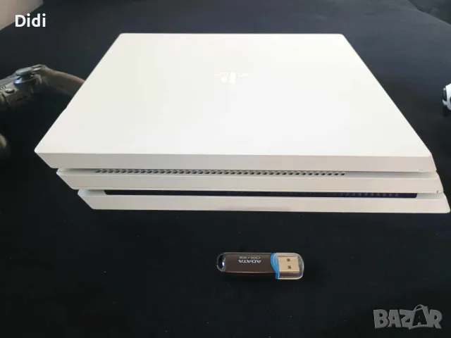 Playstation 4 pro, снимка 1