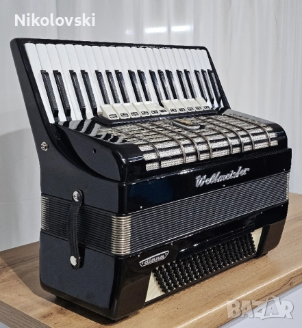 Акордеон Weltmeister Diana , снимка 3 - Акордеони - 52520099
