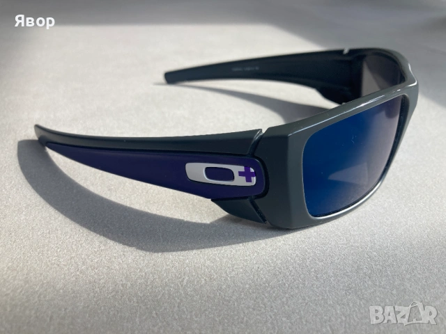 Слънчеви очила Oakley Fuel Cell Hero edition, снимка 6 - Слънчеви и диоптрични очила - 54252085