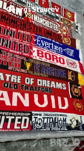 Манчестър Юнайтед шалове!!!, снимка 2 - Фен артикули - 52662933