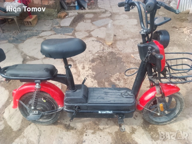Електрически скутер, снимка 3 - Мотоциклети и мототехника - 53692137