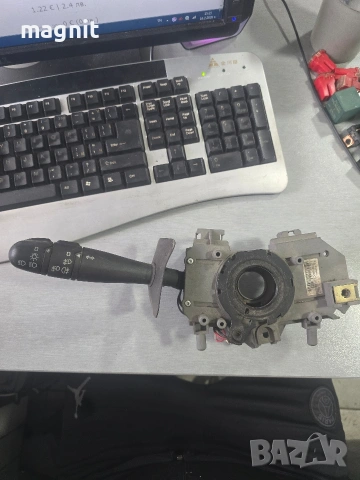 36998a Лост светлини Renault