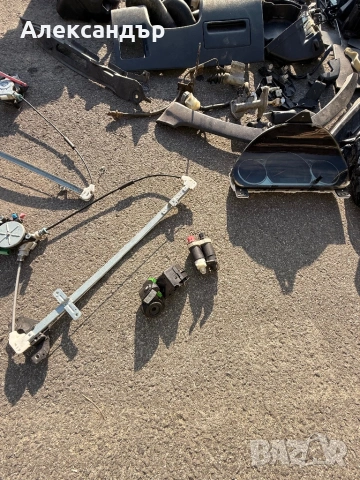 Хонда ЦРВ 2 2.2дизел фейслифт на части, снимка 18 - Автомобили и джипове - 40048499